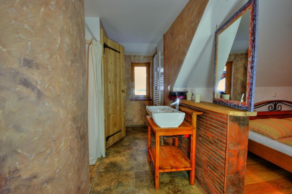 Ortnerhof Ennstal Bed & Breakfast Aigen im Ennstal Oda fotoğraf