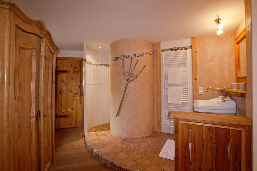 Ortnerhof Ennstal Bed & Breakfast Aigen im Ennstal Oda fotoğraf